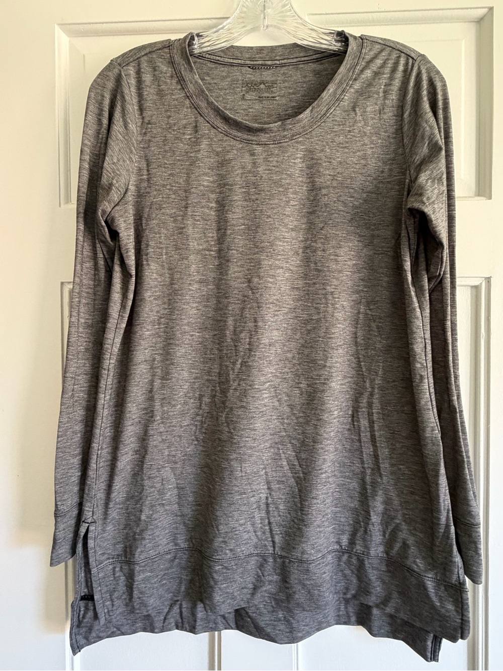 Women's Patagonia Long-Sleeve Crewneck Tunic Top - Dark Heather Gray
